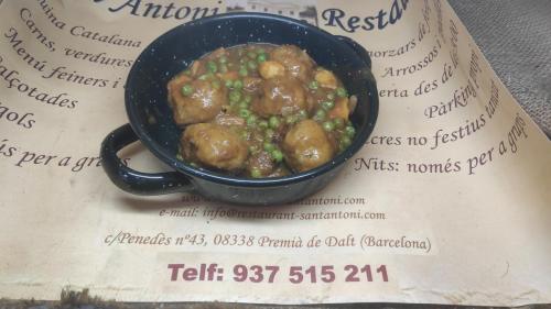 MANDONGUILLES-SEPIA-PESOLS-restaurant-Sant-Antoni-Premia-de-Dalt-Barcelona